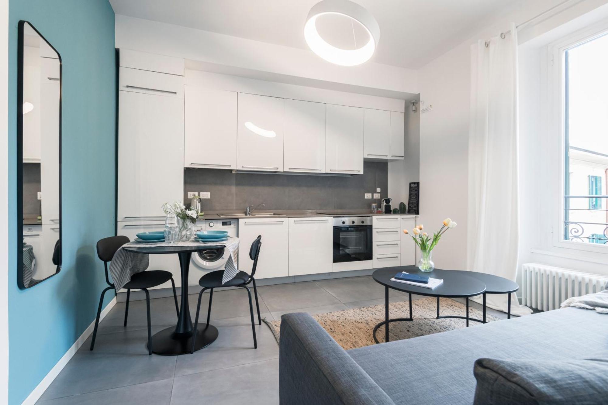 New Flat Fully Furnished In P.Ta Romana Мілан Екстер'єр фото